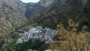 A Comprehensive Travel Guide: Vaishno Devi Yatra from Delhi by Train, Helicopter Ride to Bhawan, and Night Stay